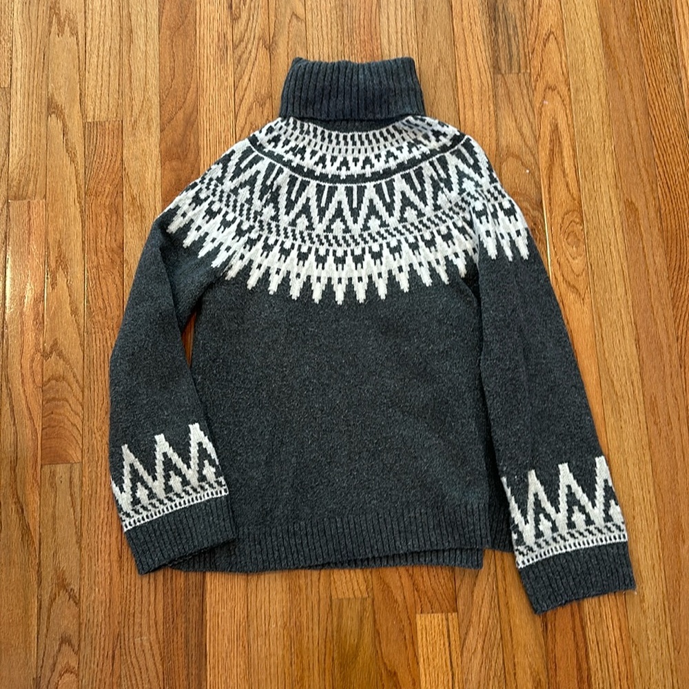 H&M Sweater